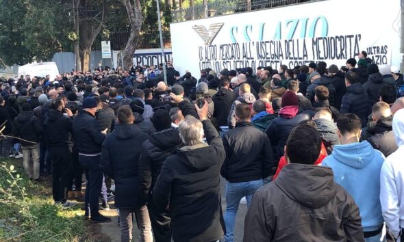 lazionews-lazio-contestazione-tifosi-formello