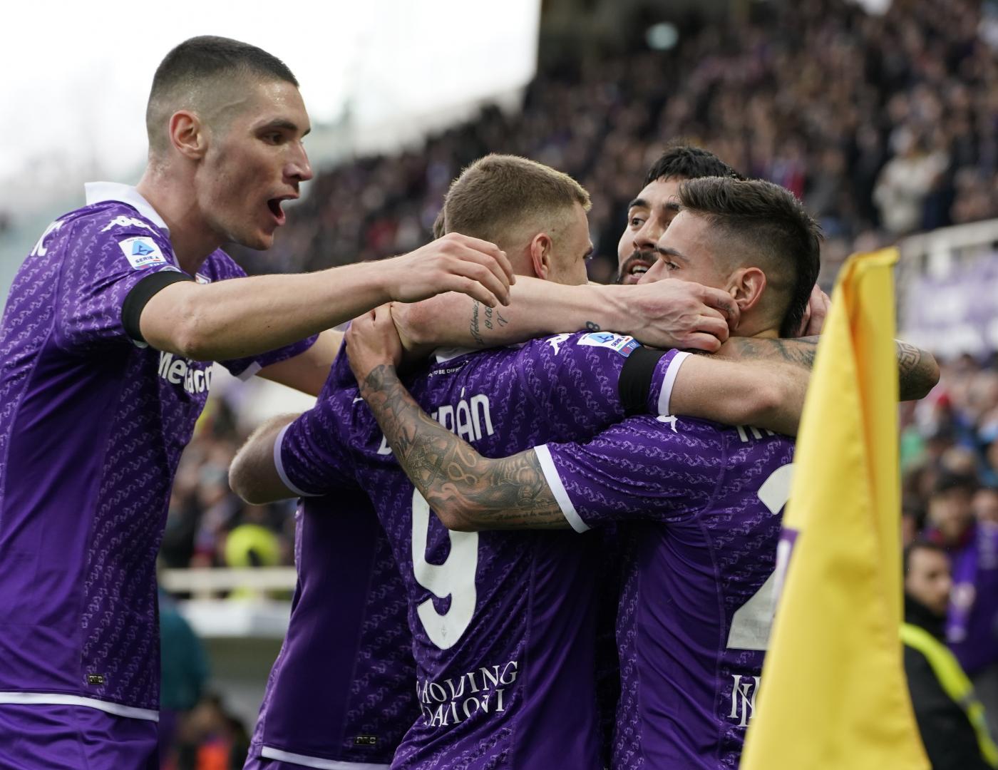 Serie A: Fiorentina batte Frosinone 5-1 e aggancia la Lazio al sesto posto