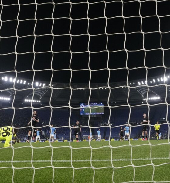 Il gol di Vecino ripreso da dietro la porta