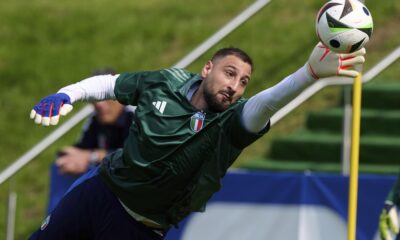 Donnarumma in allenamento