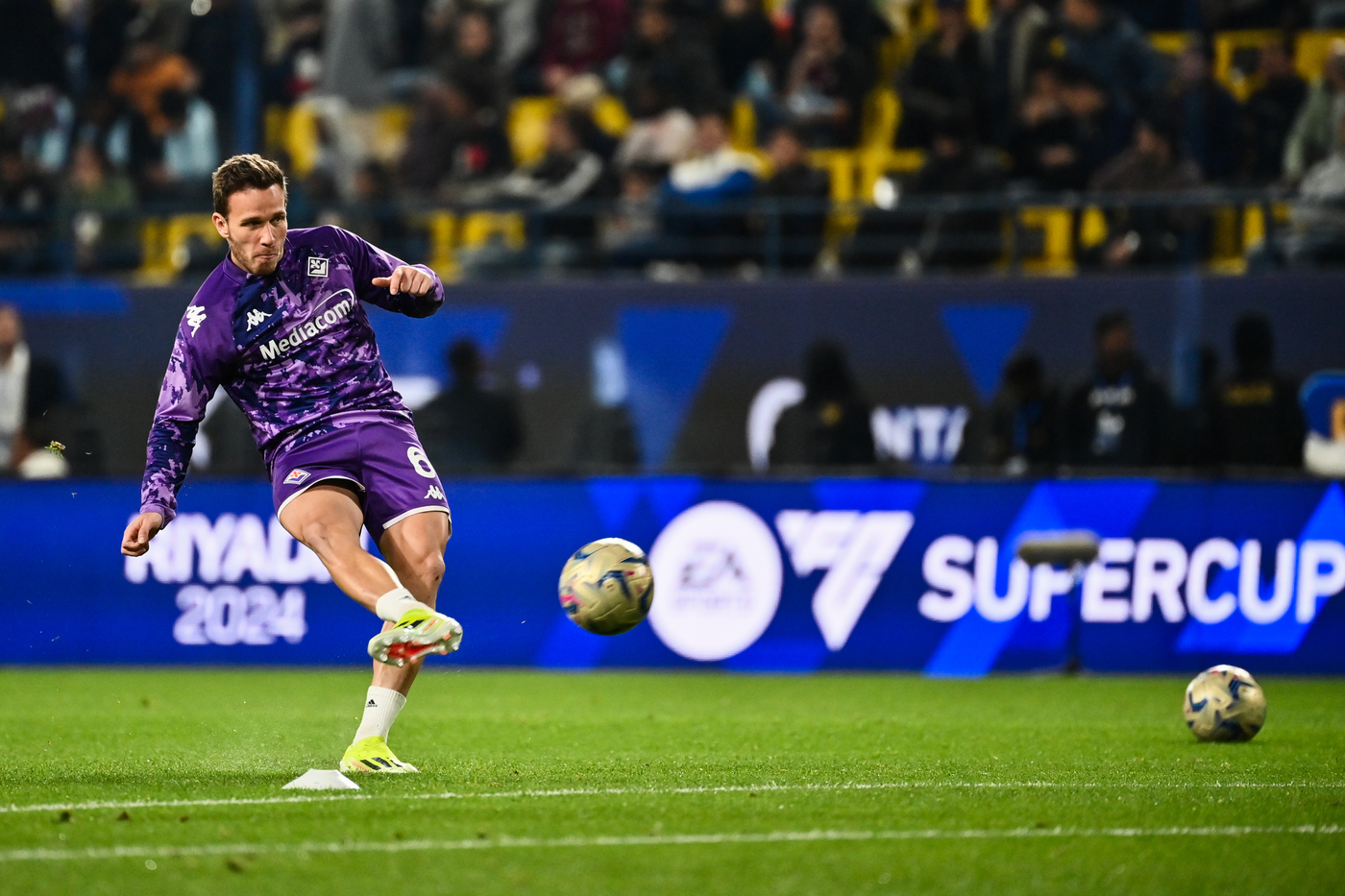 Arthur Melo con la maglia della Fiorentina