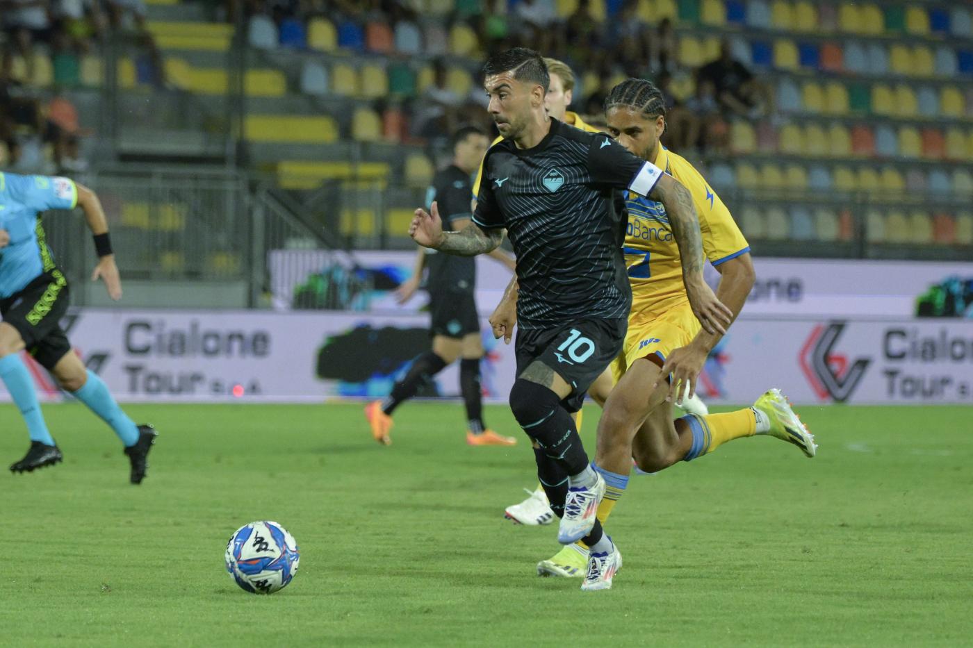 Zaccagni in azione contro il Frosinone