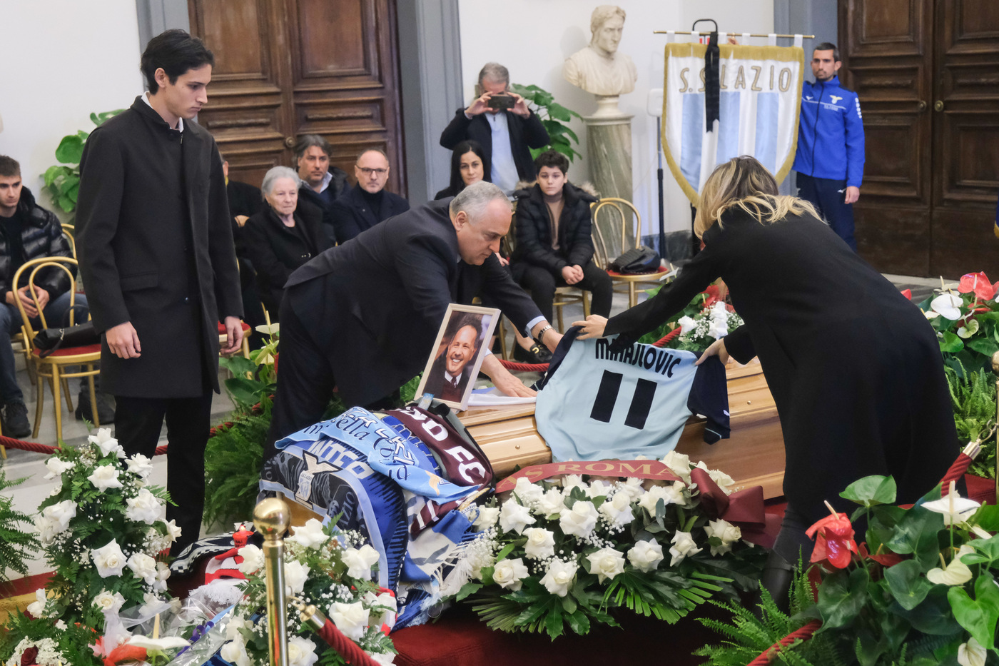 Il funerale di Mihajlovic