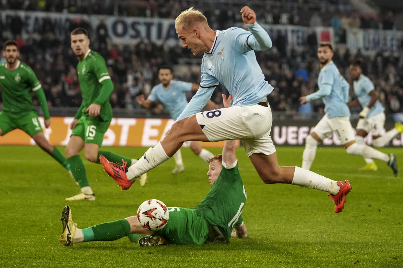 Una fase della partita tra Lazio e Ludogorets