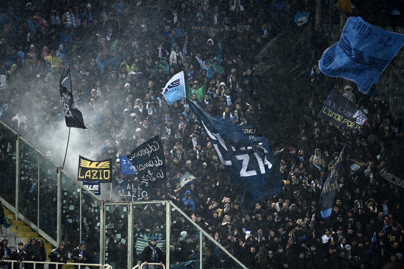 Tifosi della Lazio in trasferta