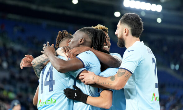 La Lazio esulta contro il Napoli, Coppa Italia 2025