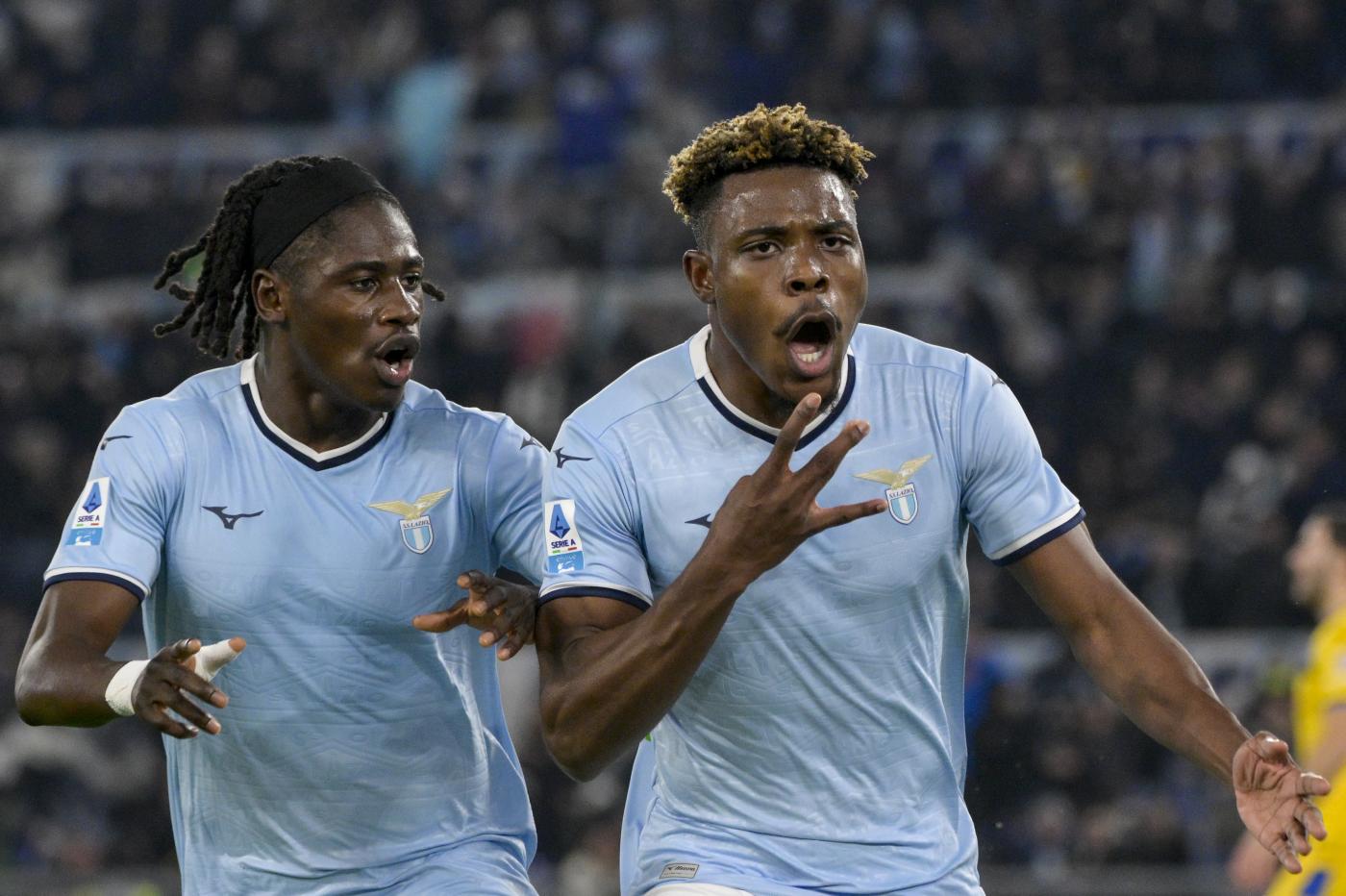 La Lazio esulta contro l'Atalanta