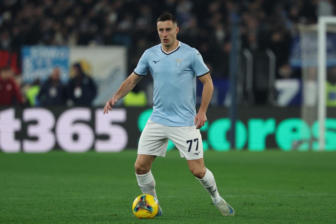 Marusic in campo con la Lazio