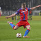 Cerv in azione con il Viktoria Plzen