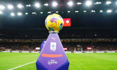 Il pallone della Serie A al Meazza